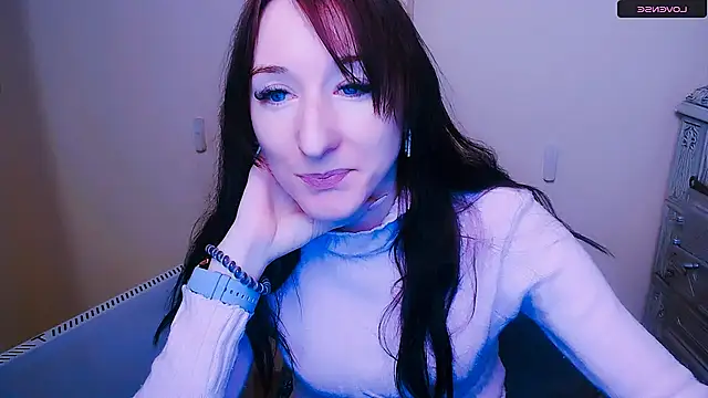 Snapshot of AmandaSell chatting on 02.05.25 AmandaSell online show from 02.05.25