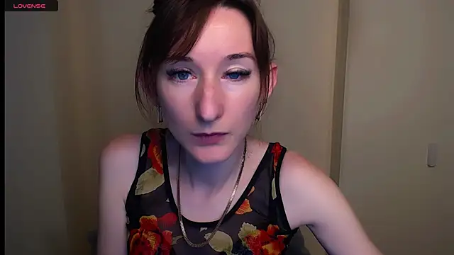 Snapshot of AmandaSell chatting on 03.12.25 AmandaSell online show from 03.12.25