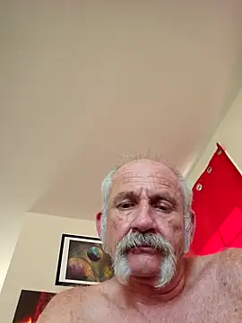 Snapshot of den-rock4u chatting on 10.29.25 den-rock4u online show from 10.29.25