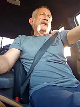 Snapshot of den-rock4u chatting on 12.04.25 den-rock4u online show from 12.04.25