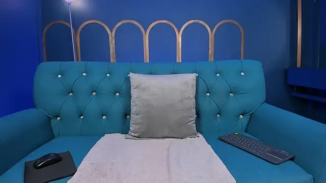 Snapshot of brennastone chatting on 10.30.25 brennastone online show from 10.30.25