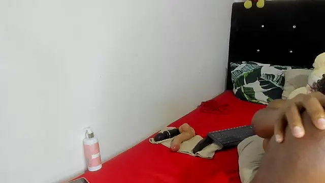 Snapshot of LariissaWilson chatting on 03.05.25 LariissaWilson online show from 03.05.25