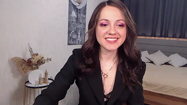 Snapshot of SusanMorado chatting on 02.06.25 SusanMorado online show from 02.06.25