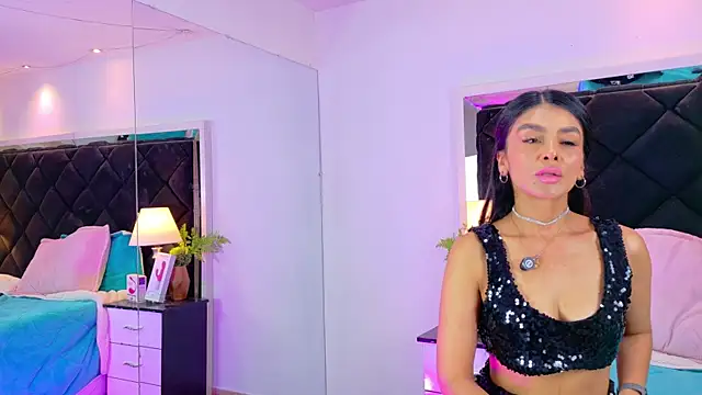 Holly Brensonexx  online show from 11.26.25