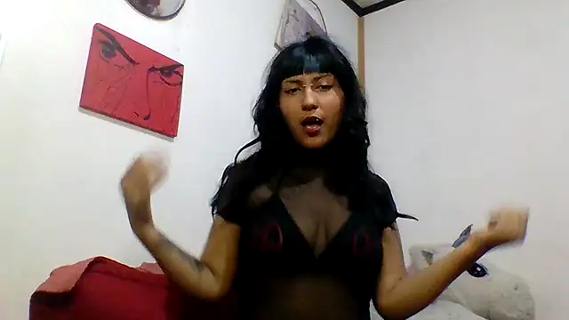 Snapshot of toxikkka chatting on 01.15.25 toxikkka online show from 01.15.25