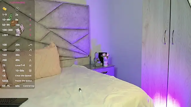 1m megan online show from 12.24.24