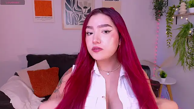 Snapshot of ViolettCastel chatting on 04.23.26 ViolettCastel online show from 04.23.26