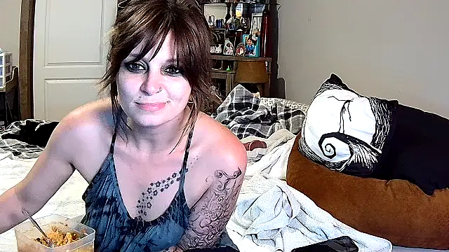 Snapshot of ZeelaXoXo chatting on 03.02.26 ZeelaXoXo online show from 03.02.26