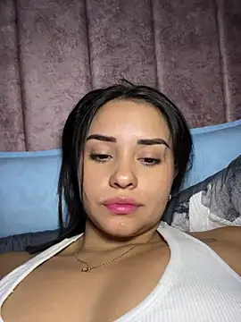 Snapshot of Kimmymadison- chatting on 07.15.26 Kimmymadison- online show from 07.15.26