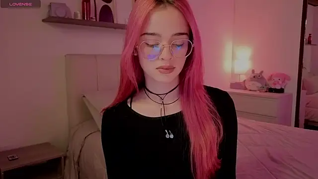 Roxxy mora online show from 12.03.25