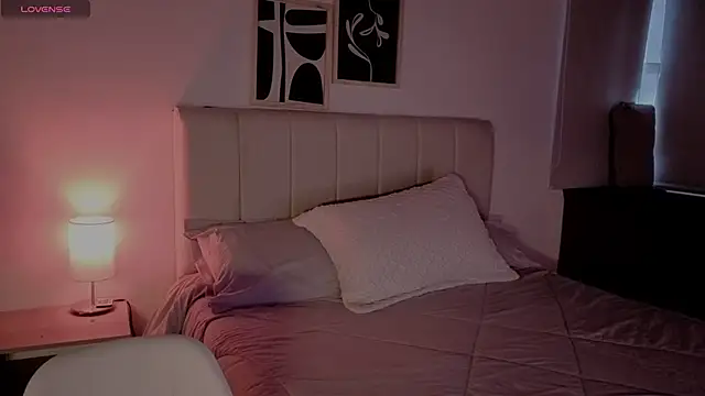 Roxxy mora online show from 02.19.26