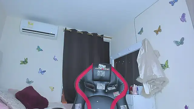 Snapshot of sofiacastillo01 chatting on 09.11.25 sofiacastillo01 online show from 09.11.25