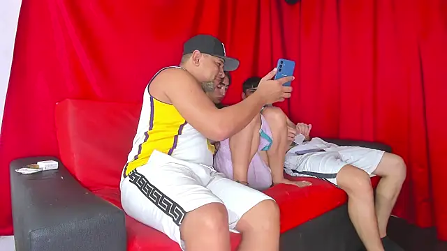 Extreme Team8 online show from 01.10.25