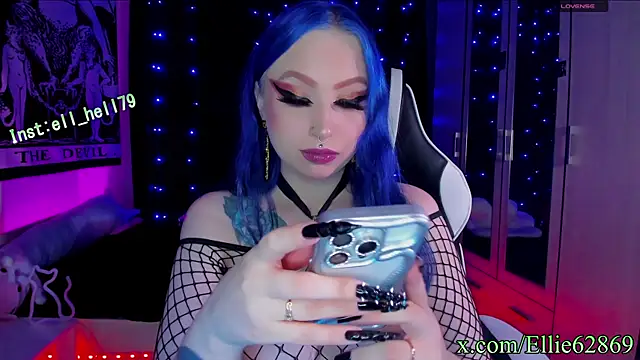 Snapshot of Kitty_goth chatting on 03.10.25 Kitty goth online show from 03.10.25
