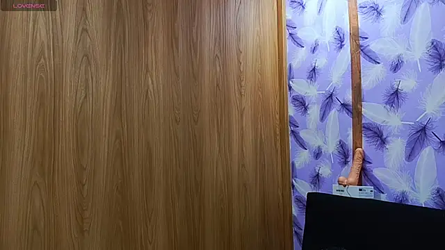 Molly ADY online show from 11.26.25