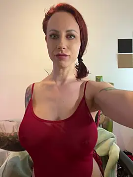 Snapshot of SmilingDutchie chatting on 02.13.25 SmilingDutchie online show from 02.13.25