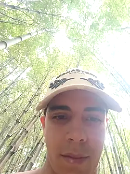 Snapshot of Restrepo300 chatting on 11.29.25 Restrepo300 online show from 11.29.25