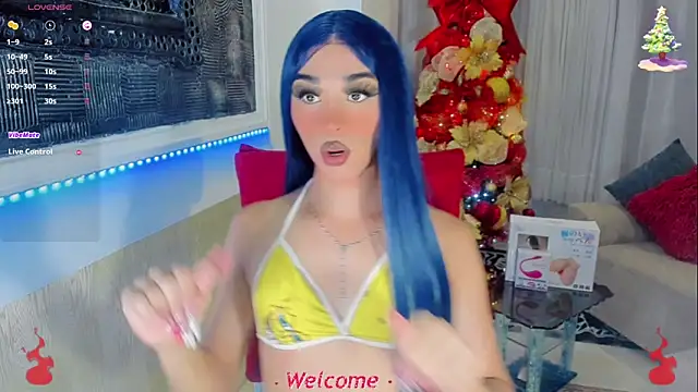 Snapshot of Baby_Aliz chatting on 11.07.25 Baby Aliz online show from 11.07.25