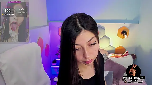 Melissa Koster online show from 02.06.25