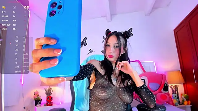 LyaEvanss online show from 12.06.24