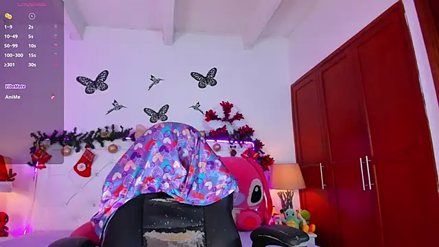 LyaEvanss online show from 12.14.24