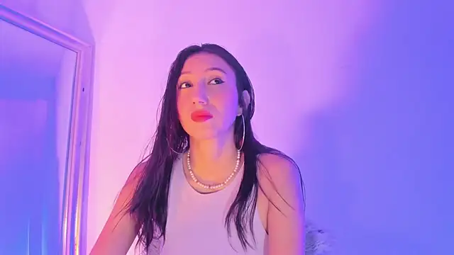 LyaEvanss online show from 10.16.25