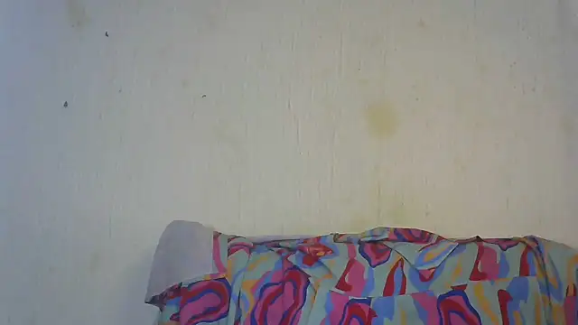 Snapshot of NippleMilkXx chatting on 12.05.24 NippleMilkXx online show from 12.05.24