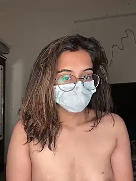 Snapshot of HotIndianCouple__8 chatting on 01.20.25 HotIndianCouple 8 online show from 01.20.25