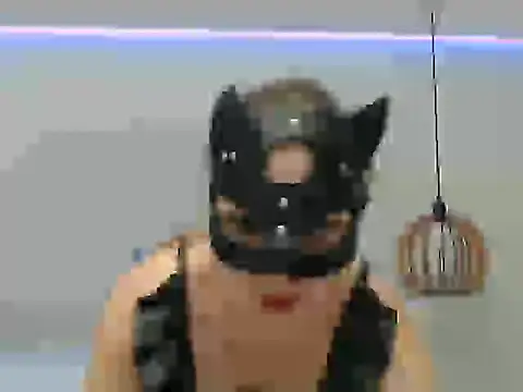 Snapshot of AlyssaNeon chatting on 11.14.25 AlyssaNeon online show from 11.14.25