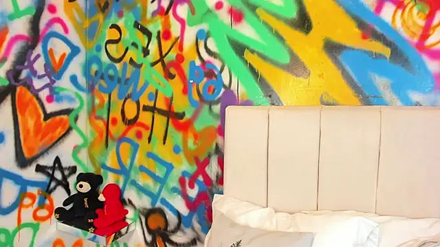 Liana Bernocchi online show from 02.23.26