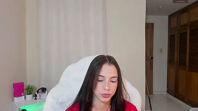 shanakendal2 online show from 03.17.25