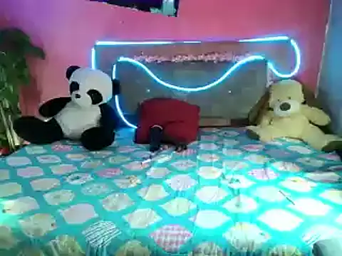 Snapshot of roxy_roxxan chatting on 01.07.25 roxy roxxan online show from 01.07.25