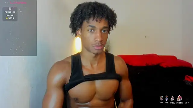 Snapshot of Malkongarcia chatting on 11.22.25 Malkongarcia online show from 11.22.25