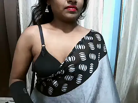 Snapshot of Mayra_baby chatting on 05.02.26 Mayra baby online show from 05.02.26