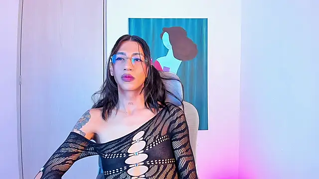 sofiaa grey  online show from 04.09.26