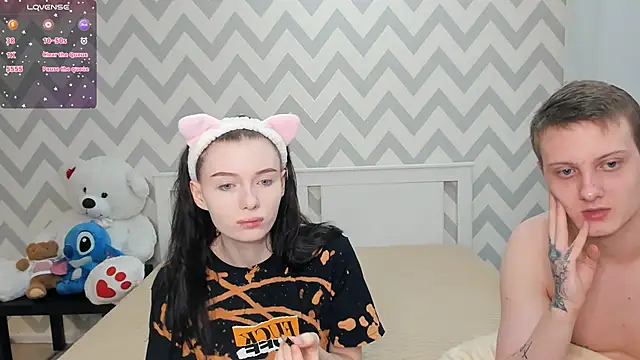 Snapshot of shaameless chatting on 01.18.25 shaameless online show from 01.18.25