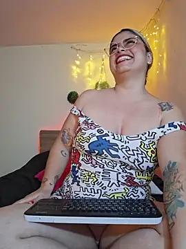 Snapshot of Juliietha_servas chatting on 01.14.26 Juliietha servas online show from 01.14.26