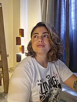 Snapshot of Juliietha_servas chatting on 04.05.26 Juliietha servas online show from 04.05.26