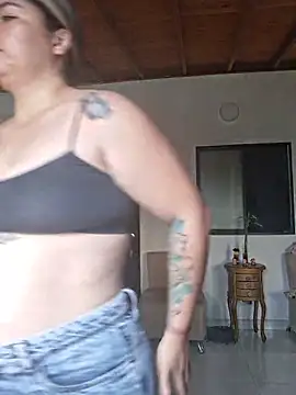 Snapshot of Juliietha_servas chatting on 04.14.26 Juliietha servas online show from 04.14.26