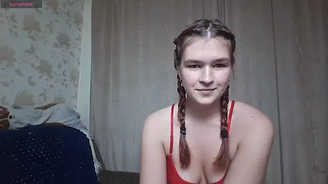 MargoFoxy online show from 10.28.25