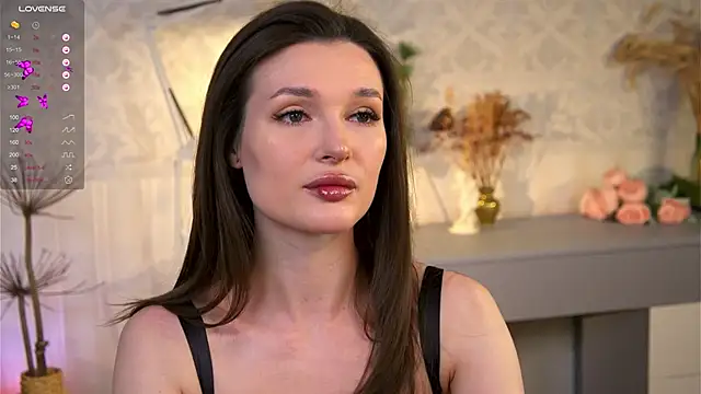 Snapshot of Eva_Golden chatting on 12.12.24 Eva Golden online show from 12.12.24