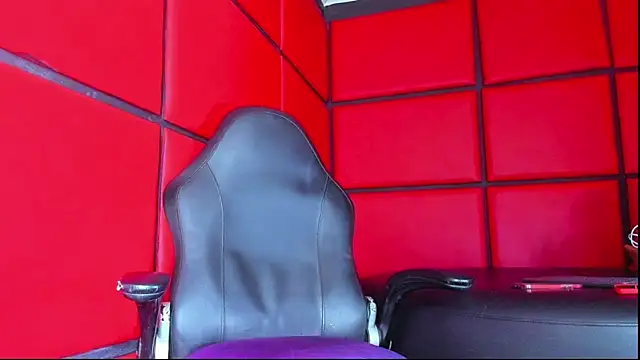 Haileybieberr online show from 02.20.26