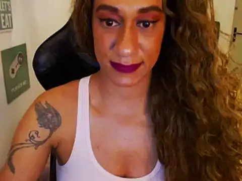 Snapshot of gauchinhaG chatting on 02.19.25 gauchinhaG online show from 02.19.25