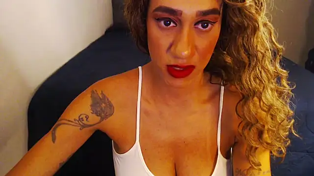 Snapshot of gauchinhaG chatting on 03.10.25 gauchinhaG online show from 03.10.25