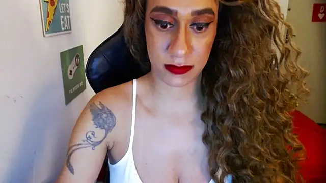 Snapshot of gauchinhaG chatting on 03.10.25 gauchinhaG online show from 03.10.25