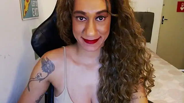 Snapshot of gauchinhaG chatting on 03.12.25 gauchinhaG online show from 03.12.25