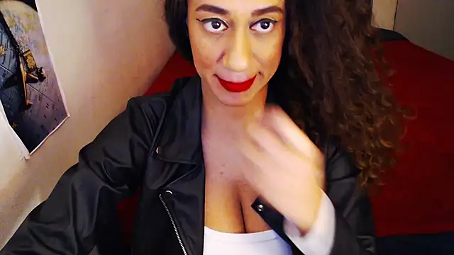 Snapshot of gauchinhaG chatting on 09.26.25 gauchinhaG online show from 09.26.25