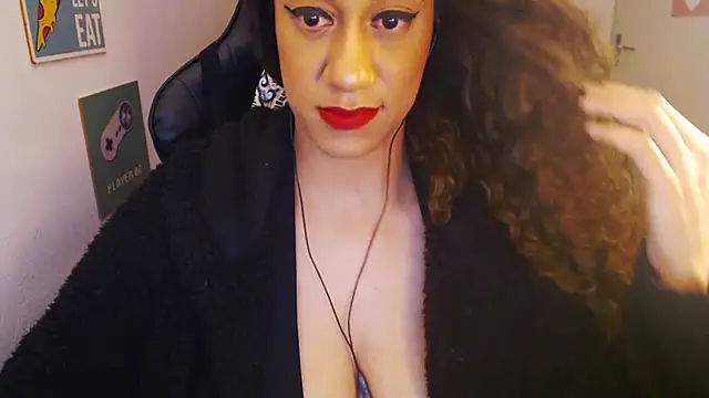 Snapshot of gauchinhaG chatting on 10.10.25 gauchinhaG online show from 10.10.25