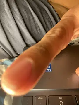 Snapshot of tom_thick chatting on 01.11.25 tom thick online show from 01.11.25