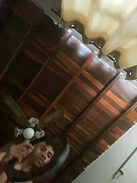 Snapshot of tom_thick chatting on 01.19.25 tom thick online show from 01.19.25